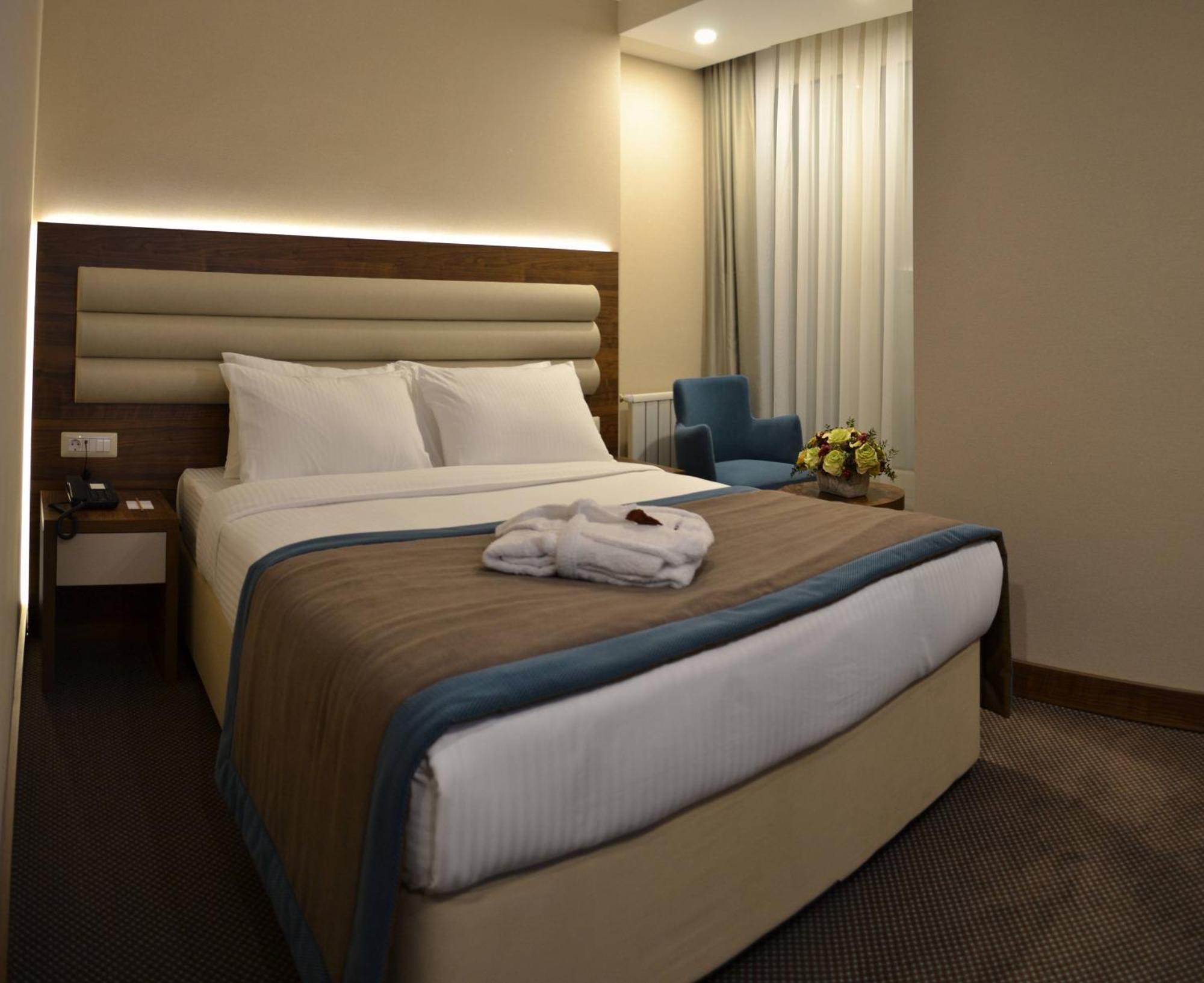 Goeruekle Gueler Park Hotel Pokoj fotografie